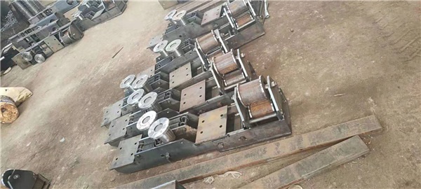 無(wú)極繩連續(xù)牽引車組合式輪組